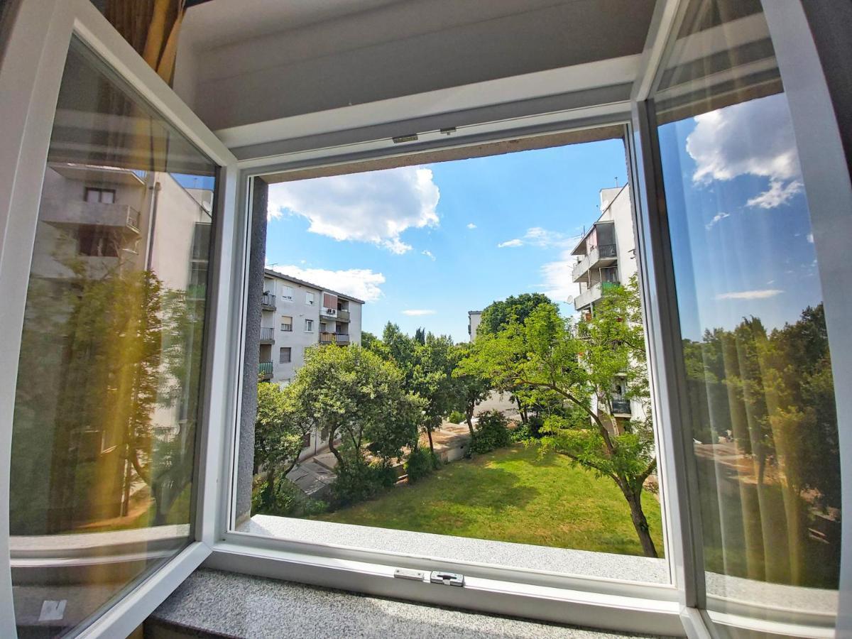 Green City Point Apartment Pula Exterior photo